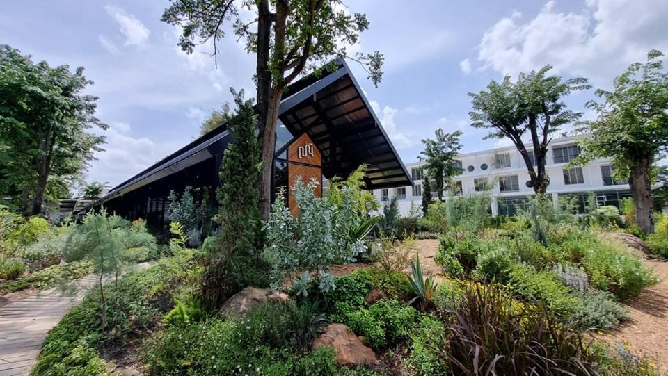 Punn Hotel Korat Накхонратчасіма Екстер'єр фото