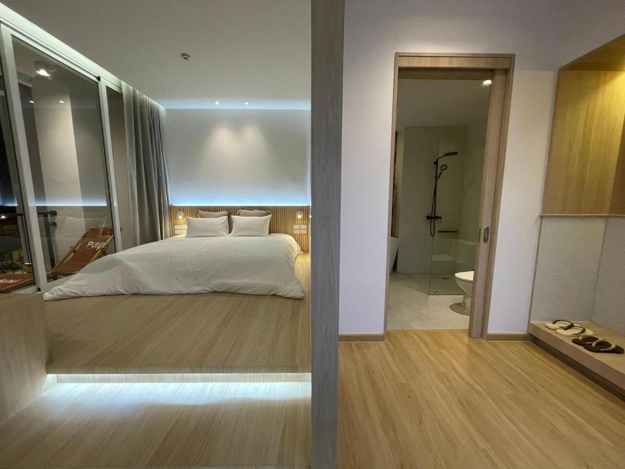 Punn Hotel Korat Накхонратчасіма Екстер'єр фото